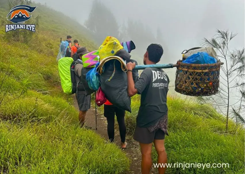 Rinjani Trekking Package
